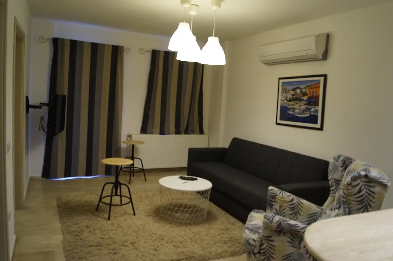 Marina Sahil Hotel Çeşme 2*,